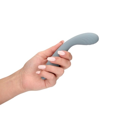 Wibrator damski gładki stymulacja punktu G miękki silikon szary 18 cm Wibrator damski gładki stymulacja punktu G miękki silikon szary 18 cm